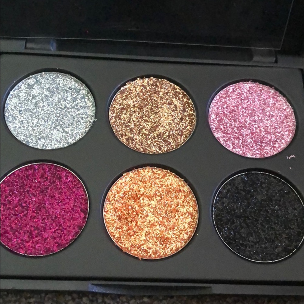 Face and body glitter palette